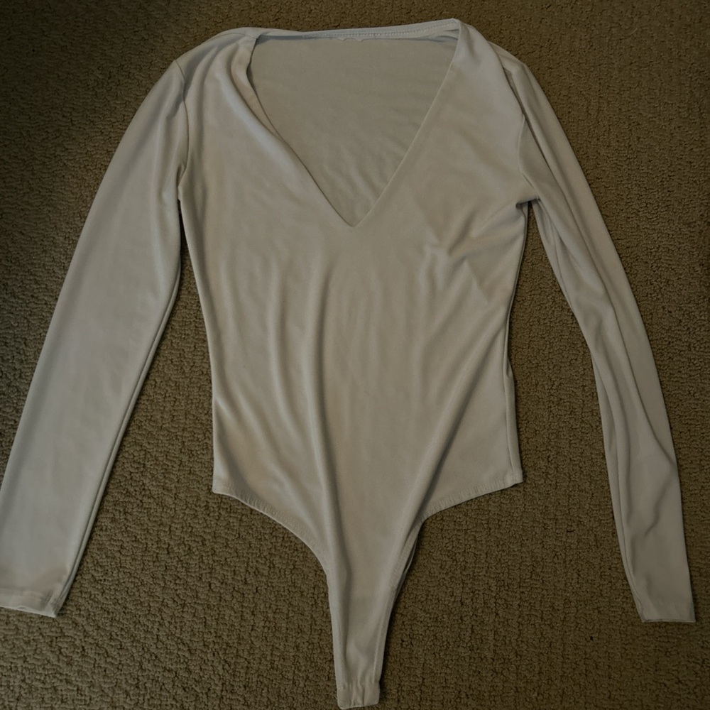 Elegant Gray Long Sleeve Bodysuit